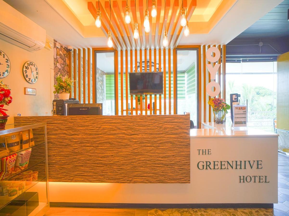 Capital O Oyo 785 The Greenhive Hotel Ibaan Extérieur photo