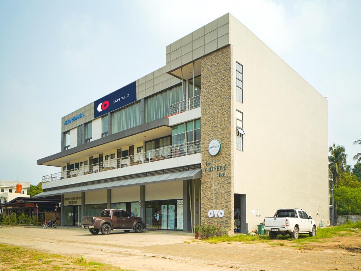 Capital O Oyo 785 The Greenhive Hotel Ibaan Extérieur photo